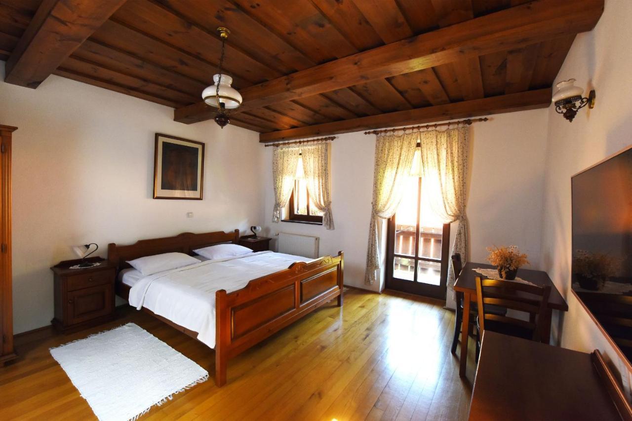 Domacija Seruga Countryside Hotel โนโวเมสโต ภายนอก รูปภาพ