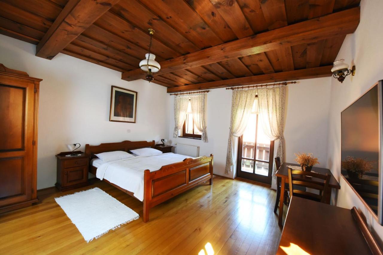 Domacija Seruga Countryside Hotel โนโวเมสโต ภายนอก รูปภาพ