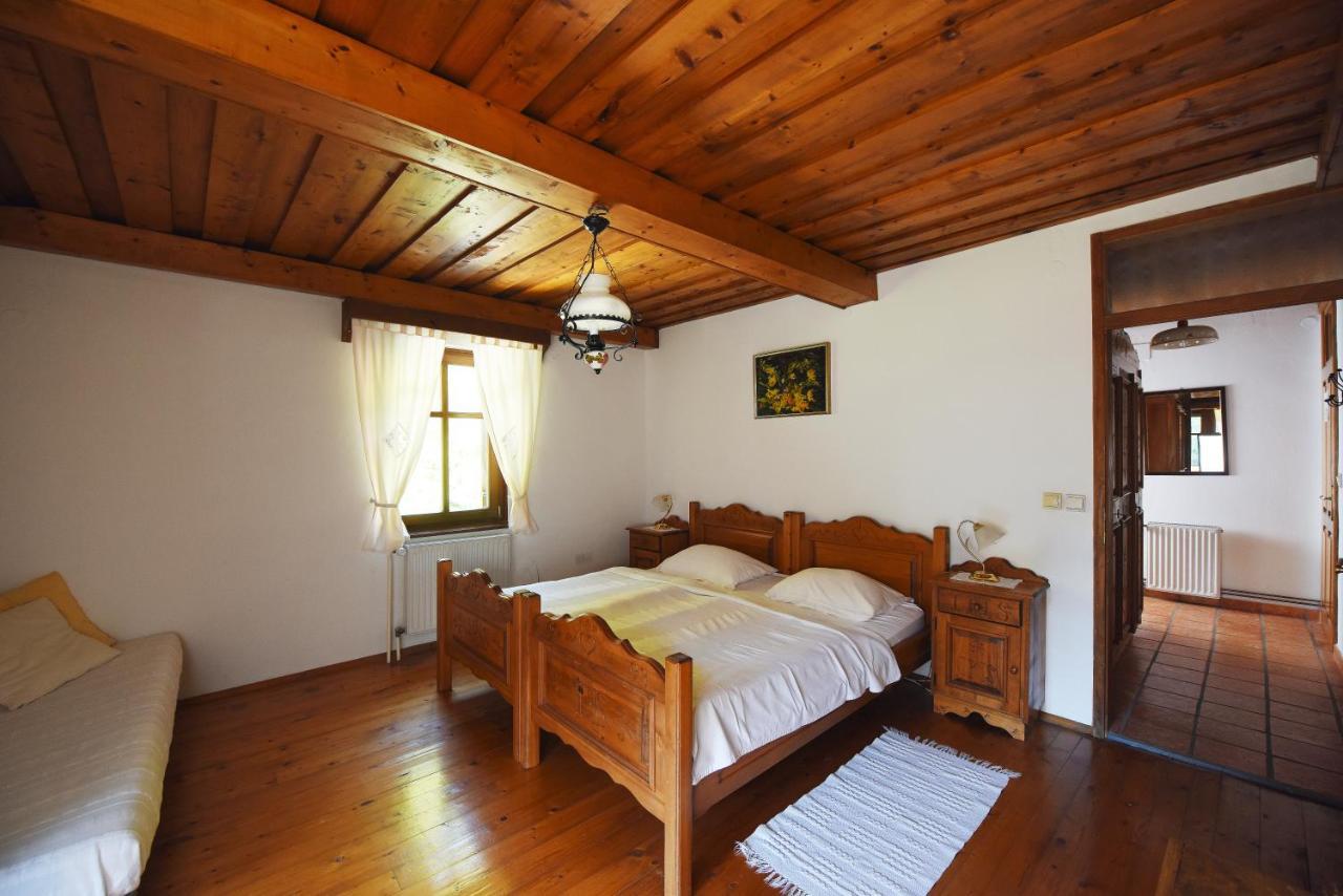 Domacija Seruga Countryside Hotel โนโวเมสโต ภายนอก รูปภาพ